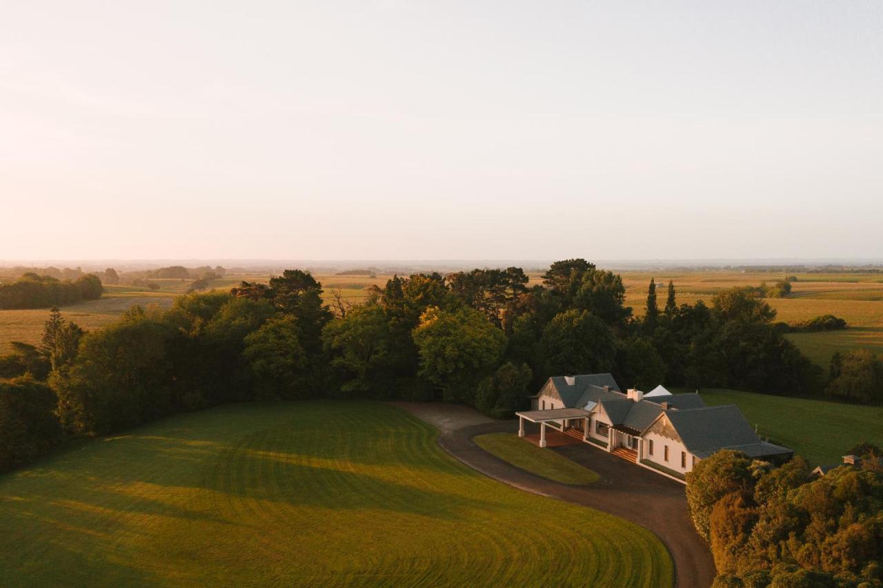 パーマストンノース Hiwinui Country Estate Bed & Breakfast エクステリア 写真